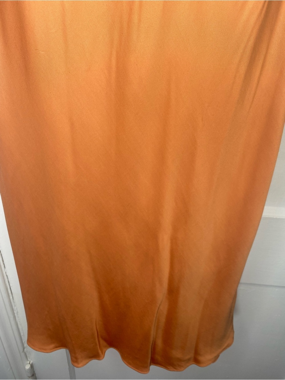 L’AGENCE NWT Amina Cowl Neck Chain Dress in Soft Carmel - Picture 3 of 8